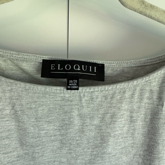 ELOQUII Ruffle Top - Picture 3 of 4